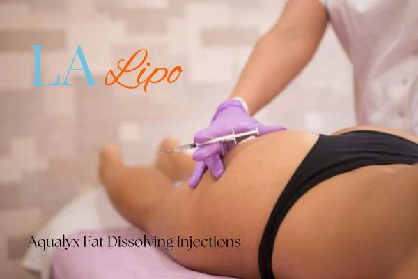 Woman having fat dissolving injections Leighton Buzzard on thighs