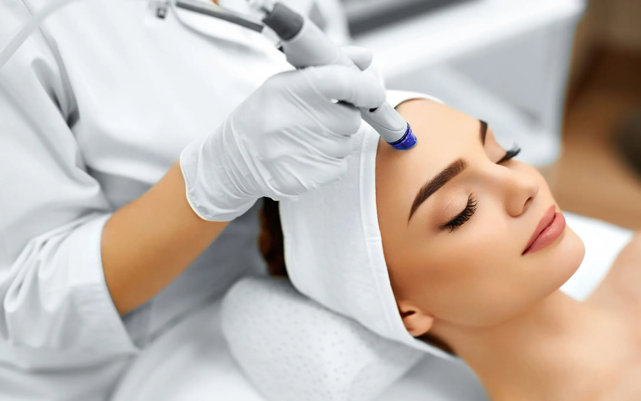 What Is Collagen Lift Therapy and How Can It Help Ageing, Loose Skin Leighton Buzzard?